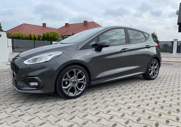 Ford Fiesta cena 64000 przebieg: 17938, rok produkcji 2020 z Janikowo małe 106